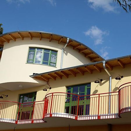 Seminar- Und Gaestehaus Flussbad Gartenstrasse 베를린 외부 사진