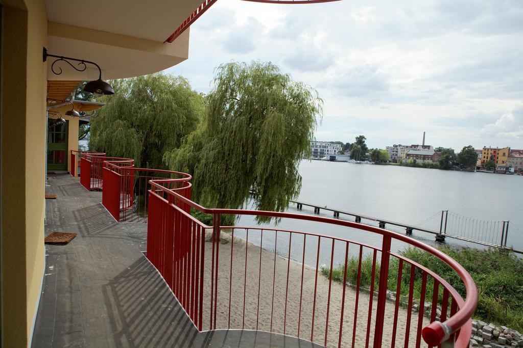 Seminar- Und Gaestehaus Flussbad Gartenstrasse 베를린 외부 사진