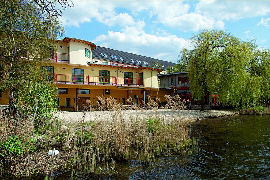 Seminar- Und Gaestehaus Flussbad Gartenstrasse 베를린 외부 사진